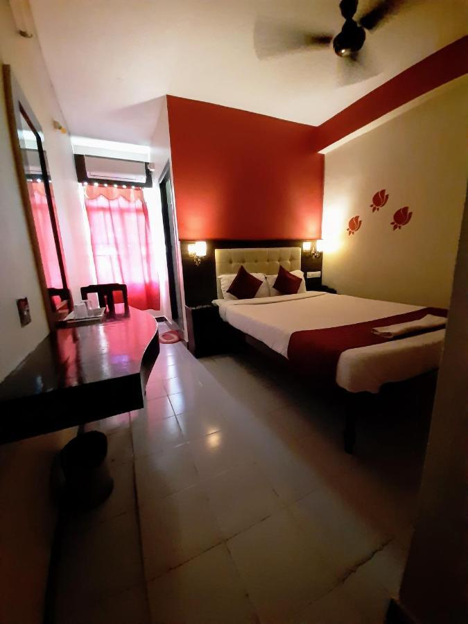 Ravi Krishna Inn Puducherry Buitenkant foto